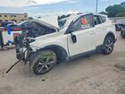 2017 Toyota Rav4 Xle White vin: JTMWFREV3HJ715085