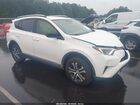 2018 Toyota Rav4 Le White vin: JTMZFREV0JJ747298
