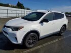 2016 Toyota Rav4 Le White vin: JTMZFREV6GJ076129