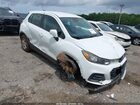 2018 Chevrolet Trax Ls White vin: KL7CJNSB9JB579482