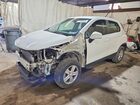 2018 Chevrolet Trax Ls White vin: KL7CJNSB9JB733656