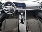 2024 Hyundai Elantra Hybrid Blue Black vin: KMHLM4DJ7RU102411