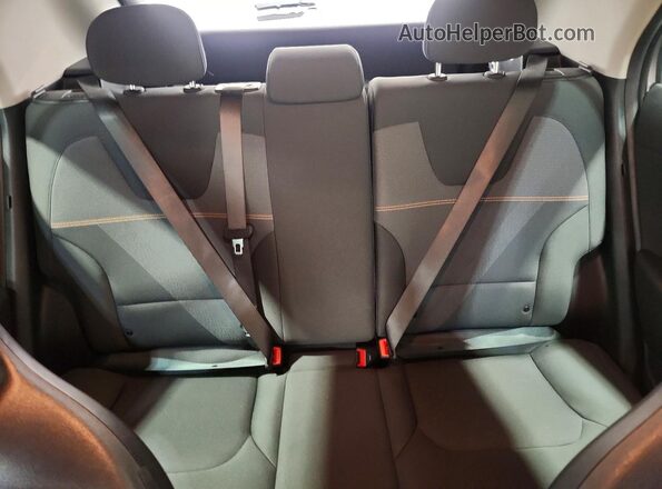 KNDCP3LE8T5318120 2026 KIA NIRO Серый Вид задних сидений