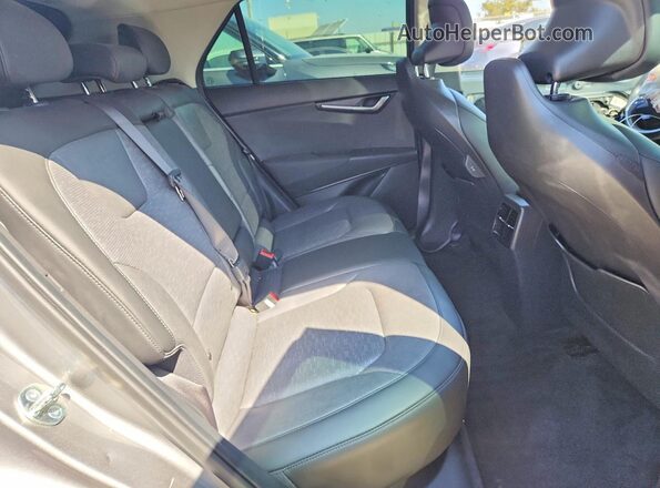 KNDCT3L15P5069192 2023 KIA NIRO Серый Вид задней части салона