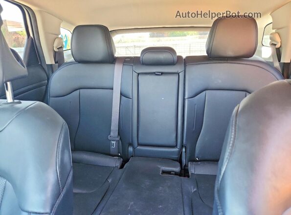 KNDPVCAG6P7033566 2023 KIA SPORTAGE White Հետևի նստատեղերի տեսք