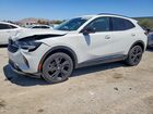 2022 Buick Envision Preferred White vin: LRBAZLR43ND063013