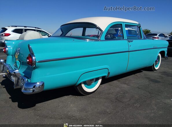 1955 FORD SEDAN  