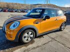 2018 Mini Cooper Orange vin: WMWXP5C52J2G61825