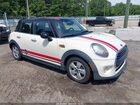 2016 Mini Hardtop Cooper Cream vin: WMWXU1C57G2D12783