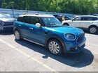 2018 Mini Countryman Cooper Blue vin: WMZYV5C32J3E03598