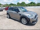 2017 Mini Countryman Cooper Silver vin: WMZYV5C33H3E01076