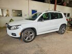 2017 Volkswagen Tiguan Sport Белый vin: WVGUV7AX1HW509056