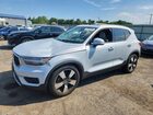 2020 Volvo Xc40 T5 Momentum White vin: YV4162UK5L2181032