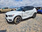 2021 Volvo Xc40 T4 R-design White vin: YV4AC2HM2M2542559
