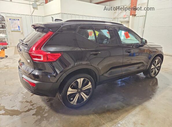 YV4ED3UL8P2979682 2023 VOLVO XC40 Black Rear right