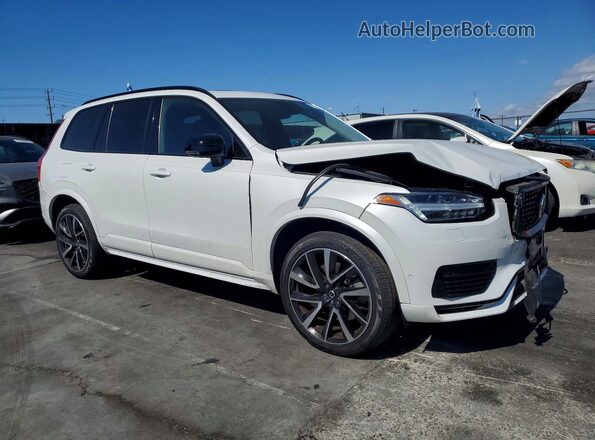 YV4H60CX8P1928845 2023 VOLVO XC90 White Front right