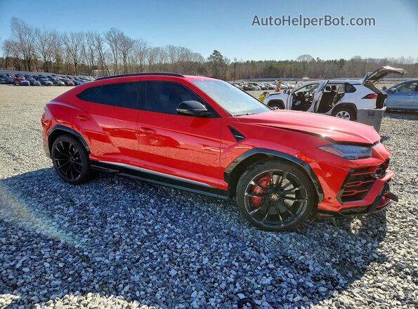 2019 LAMBORGHINI URUS