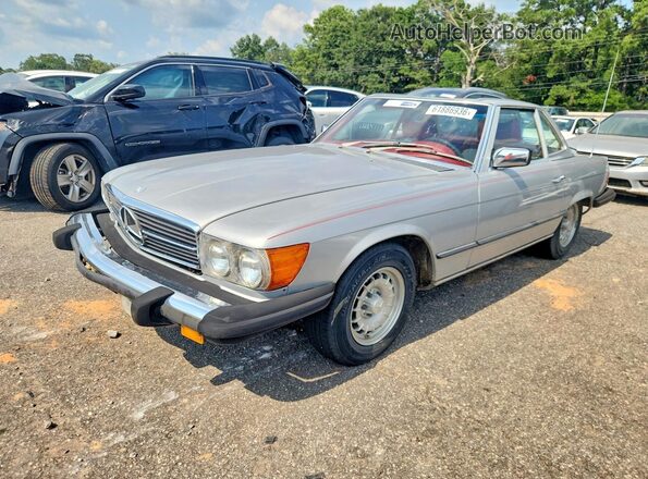 1979 MERCEDES-BENZ RD