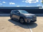 2017 Toyota Highlander Le Gray vin: 5TDZARFH8HS026022