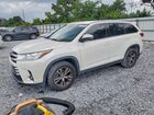 2019 Toyota Highlander Le Plus Белый vin: 5TDZZRFHXKS328637