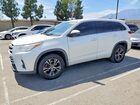 2017 Toyota Highlander Le White vin: 5TDZARFH8HS030121