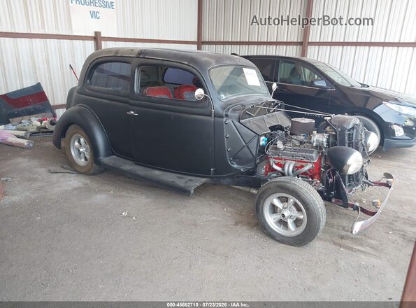 1936 FORD SEDAN  