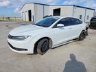 2016 Chrysler 200 Белый vin: 1C3CCCFB7GN120054