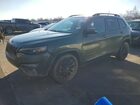 2019 Jeep Cherokee Latitude Зеленый vin: 1C4PJLCB2KD131470