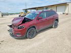 2021 Jeep Cherokee Latitude Maroon vin: 1C4PJLCBXMD164414