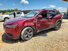 2019 Jeep Cherokee Latitude Plus Красный vin: 1C4PJLLBXKD377036