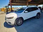 2019 Jeep Cherokee Latitude Plus White vin: 1C4PJLLN0KD209691