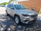 2019 Jeep Cherokee Latitude 4x4 Silver vin: 1C4PJMCB1KD449487