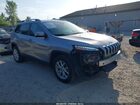 2017 Jeep Cherokee Latitude 4x4 Silver vin: 1C4PJMCB5HW649169