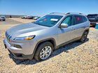 2017 Jeep Cherokee Latitude Серебряный vin: 1C4PJMCS2HW565598