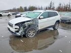 2017 Jeep Cherokee Latitude White vin: 1C4PJMCS4HW575470