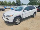 2018 Jeep Cherokee Latitude Plus White vin: 1C4PJMLX7JD506205