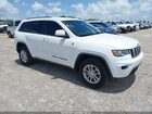 2019 Jeep Grand Cherokee Laredo E 4x4 White vin: 1C4RJFAG1KC836999