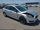 2017 Ford Focus S Серебряный vin: 1FADP3E22HL319571