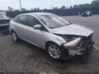 2018 Ford Focus Se Green vin: 1FADP3F22JL316772
