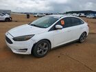 2018 Ford Focus Se White vin: 1FADP3FE8JL222681