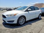 2018 Ford Focus Se White vin: 1FADP3K28JL325756