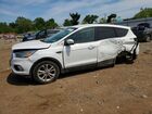 2019 Ford Escape Se White vin: 1FMCU0GD3KUA10846