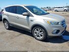 2017 Ford Escape Se Gold vin: 1FMCU0GDXHUC27061