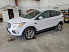2019 Ford Escape Se White vin: 1FMCU9GD8KUA09339