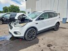 2018 Ford Escape Se White vin: 1FMCU9GD9JUB55411