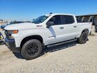 2021 Chevrolet Silverado K1500 Trail Boss Custom White vin: 1GCPYCEF0MZ383736