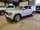 2018 Volkswagen Atlas Se Silver vin: 1V2KR2CAXJC574991