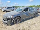 2016 Volkswagen Passat Silver vin: 1VWAT7A36GC039498
