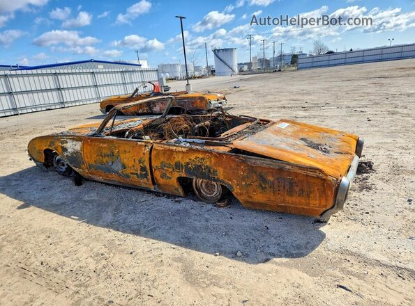 1961 FORD THUNDERBIRD LT