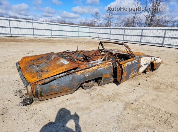 1961 FORD THUNDERBIRD LT
